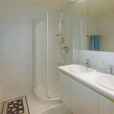 Apollo Ii 0203g10,05,06 Apartment